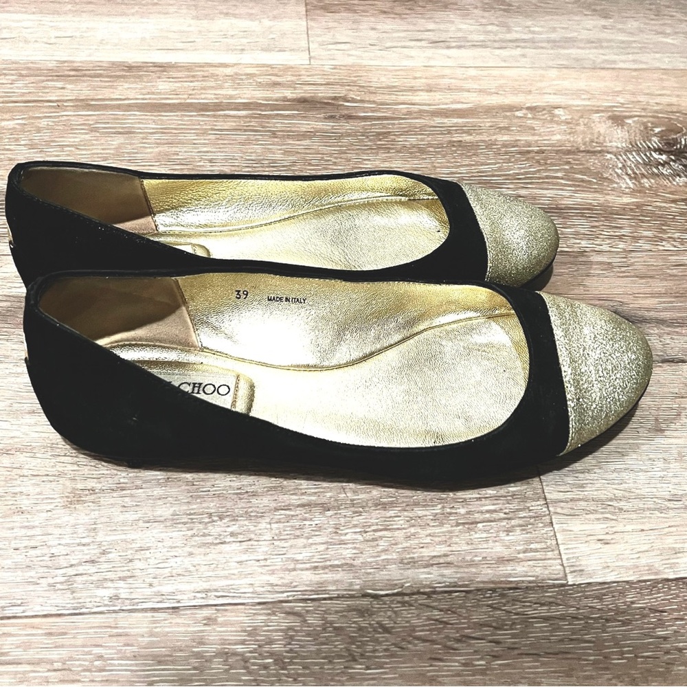 Preowned Jimmy Choo Black flats with shimmer gold toe cap